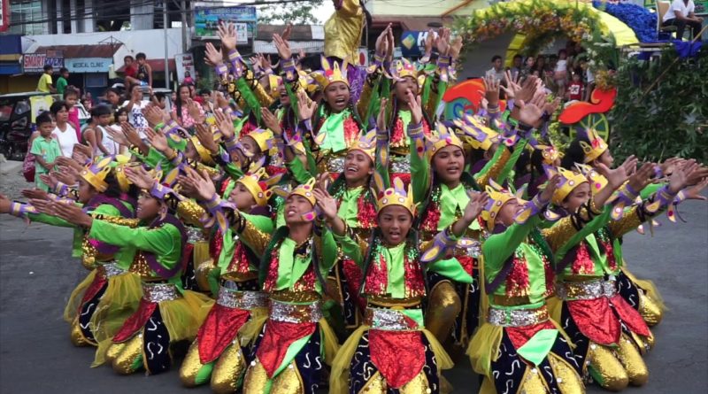 Die Philippinen im Video - Balamban Festival in Santiago