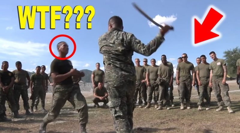 Die Philippinen im Video - Marines üben mit Messer und Schwert