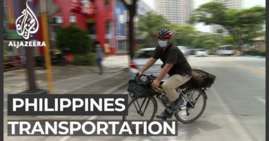 Die Philippinen im Video - Angestellte und Arbeiter steigen aufs Fahrrad in Manila
